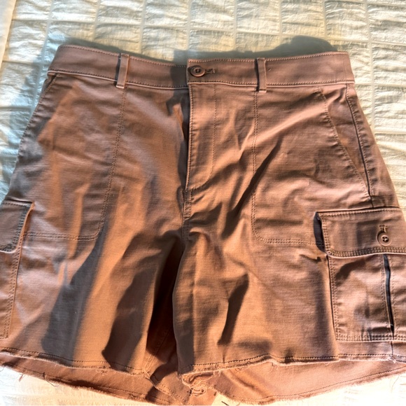 LOFT Pants - LOFT  Cargo Style Shorts, 2, Mauve, Button/Zip Closure, Unfinished Hem